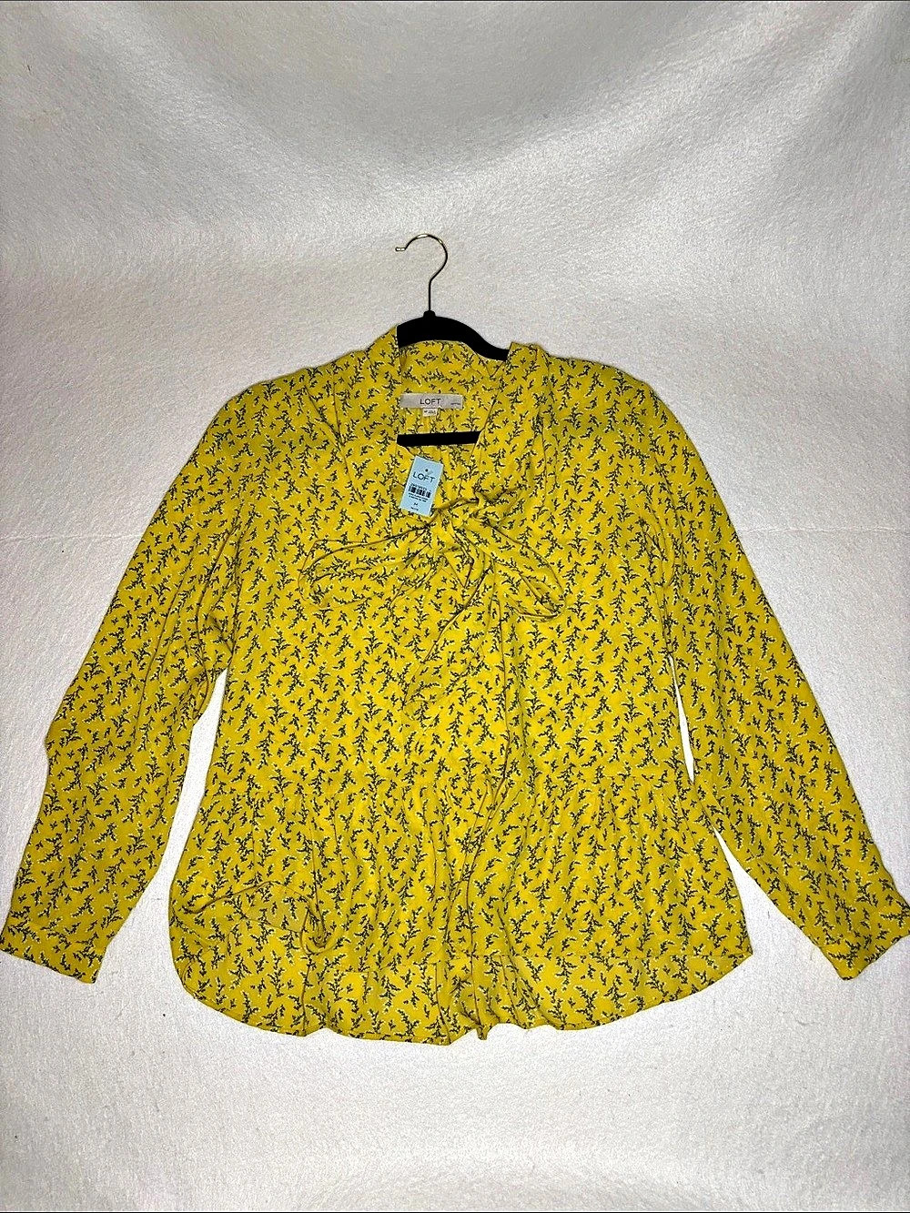 NWT LOFT Tie Neck Peplum Blouse Floral Blouse Yellow & Black Medium Petite